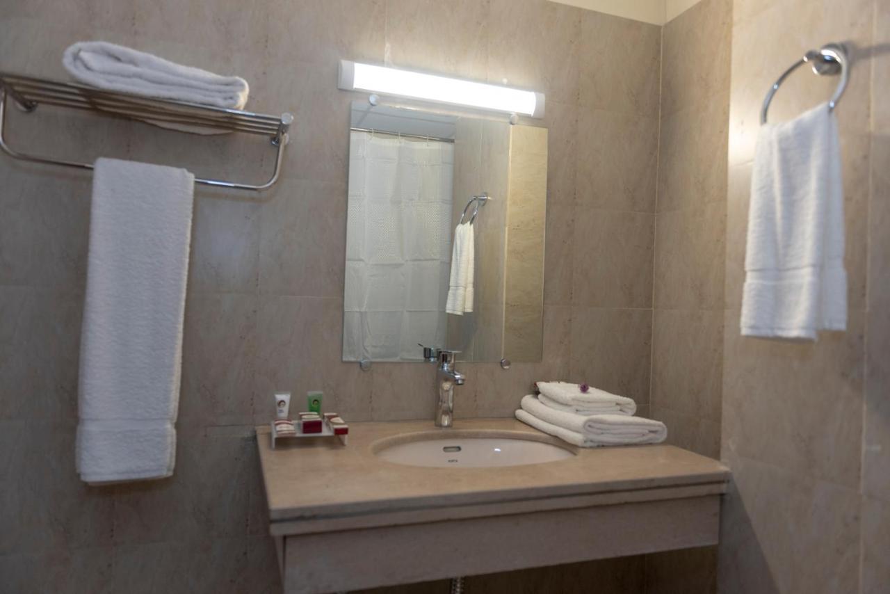 Hotel One Naran Eksteriør bilde